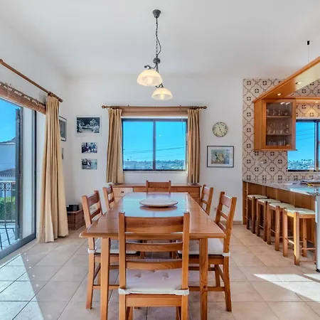 Holiday home Ninho Do Mocho By Interhome *