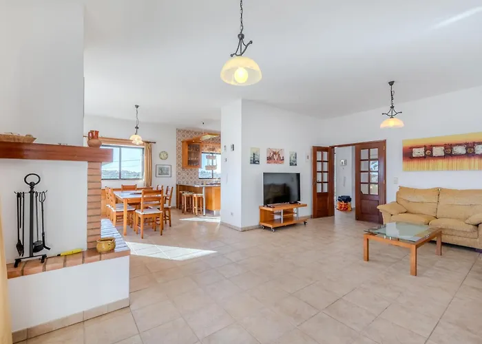 Ninho Do Mocho By Interhome *