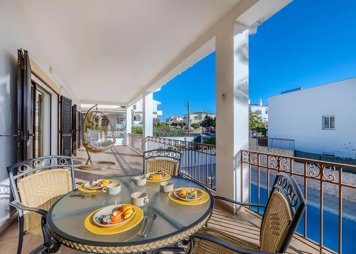 Ninho Do Mocho By Interhome *